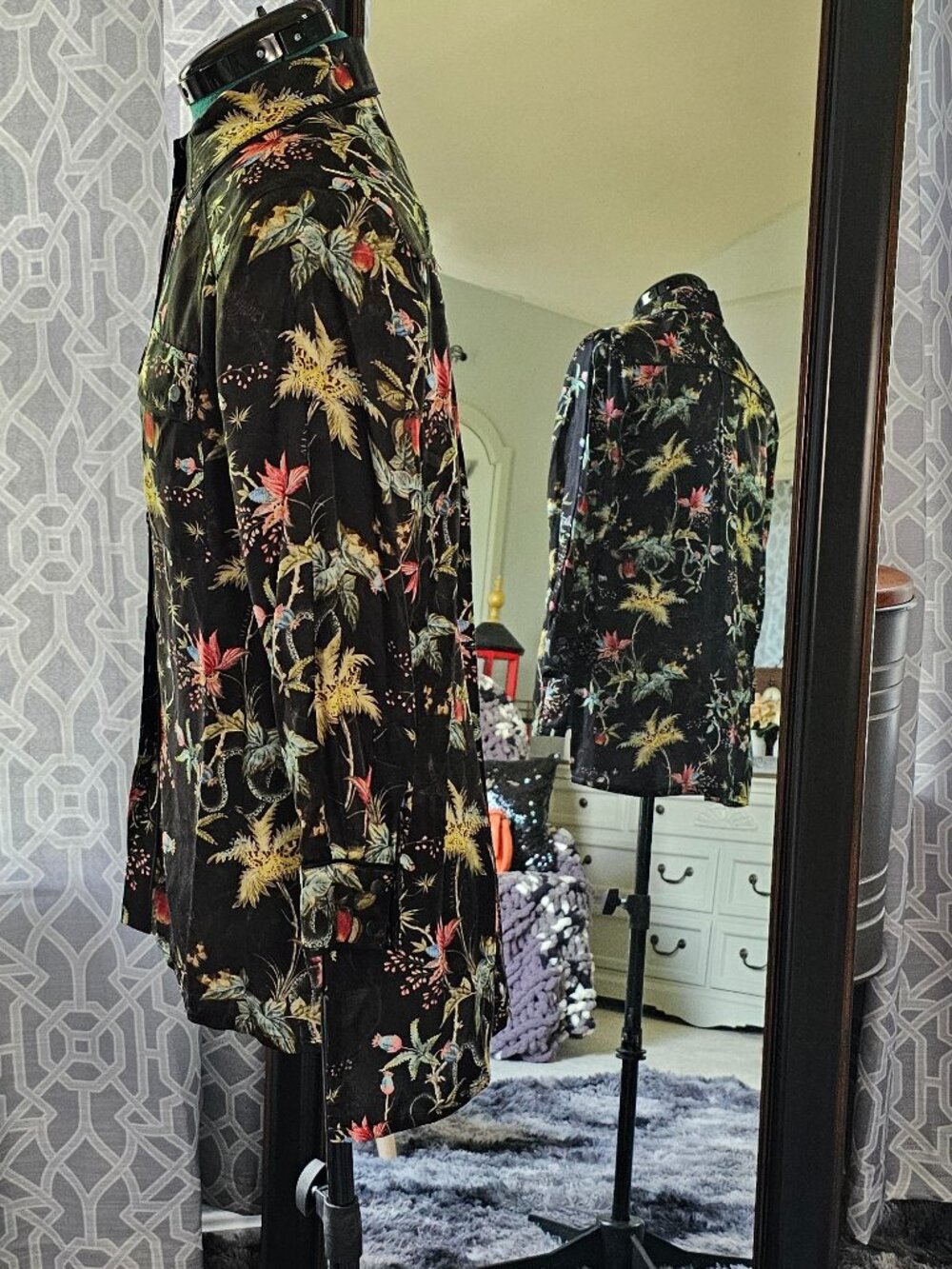 AllSaints Black Floral Botanical Print Blouse – Size XS - Picture 2 of 10